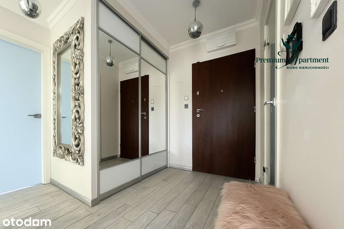 Komfortowe mieszkanie z tarasem i balkonem-12