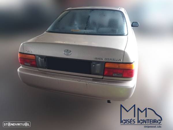 Peças Toyota Corolla E10 Sedan de 1992 (Motor 4E-FE) - 4