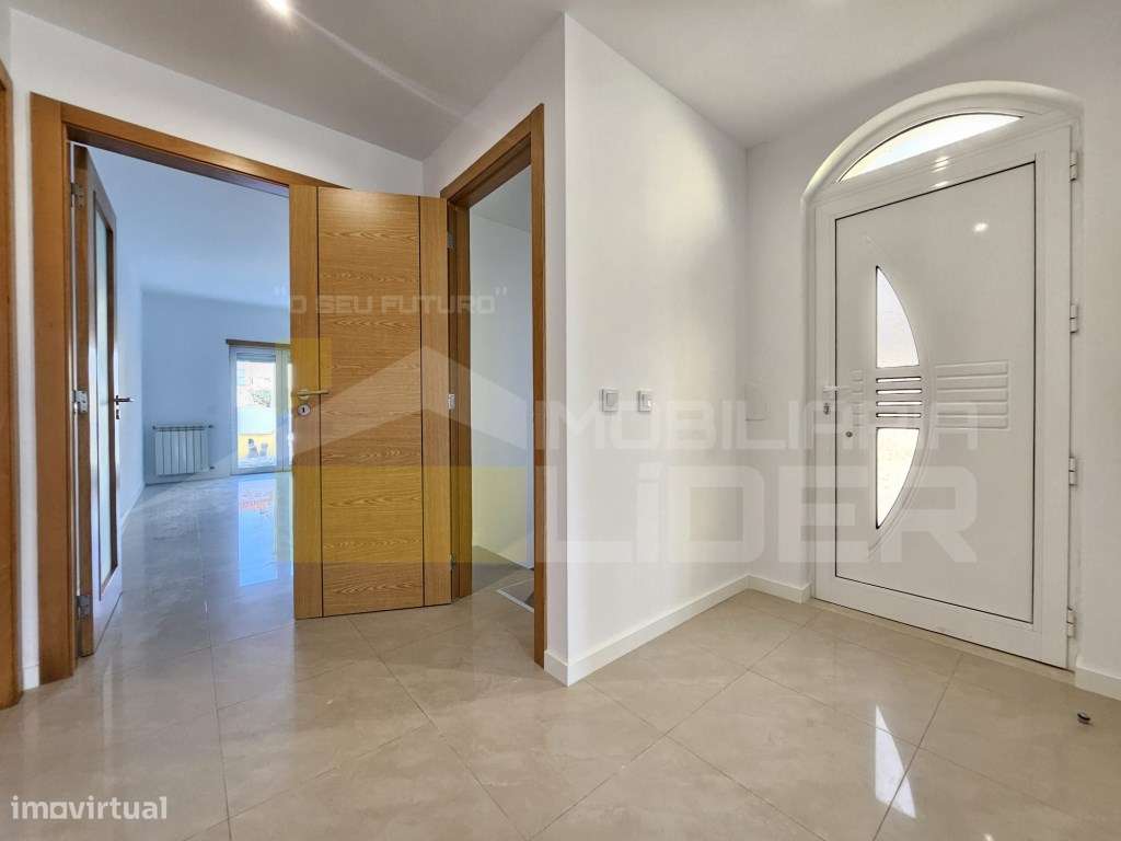 Moradia geminada T3 com piscina, terraço e garagem na Silveira, Tor...-15