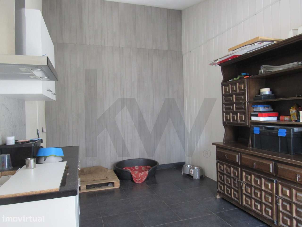 Moradia Térrea com Salão Superior | A 7 Minutos do Centro de Oliveira-37