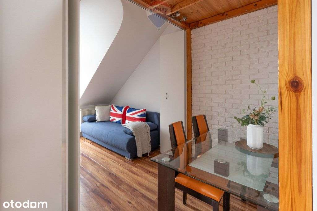 Klimatyczne, Jasne, Ciche, Aż 45 M2 Po Podłodze - Pełny obrazek: 4/20