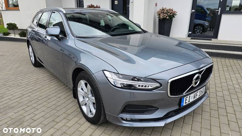 Volvo V90 D4 AWD Geartronic Momentum Pro - 2