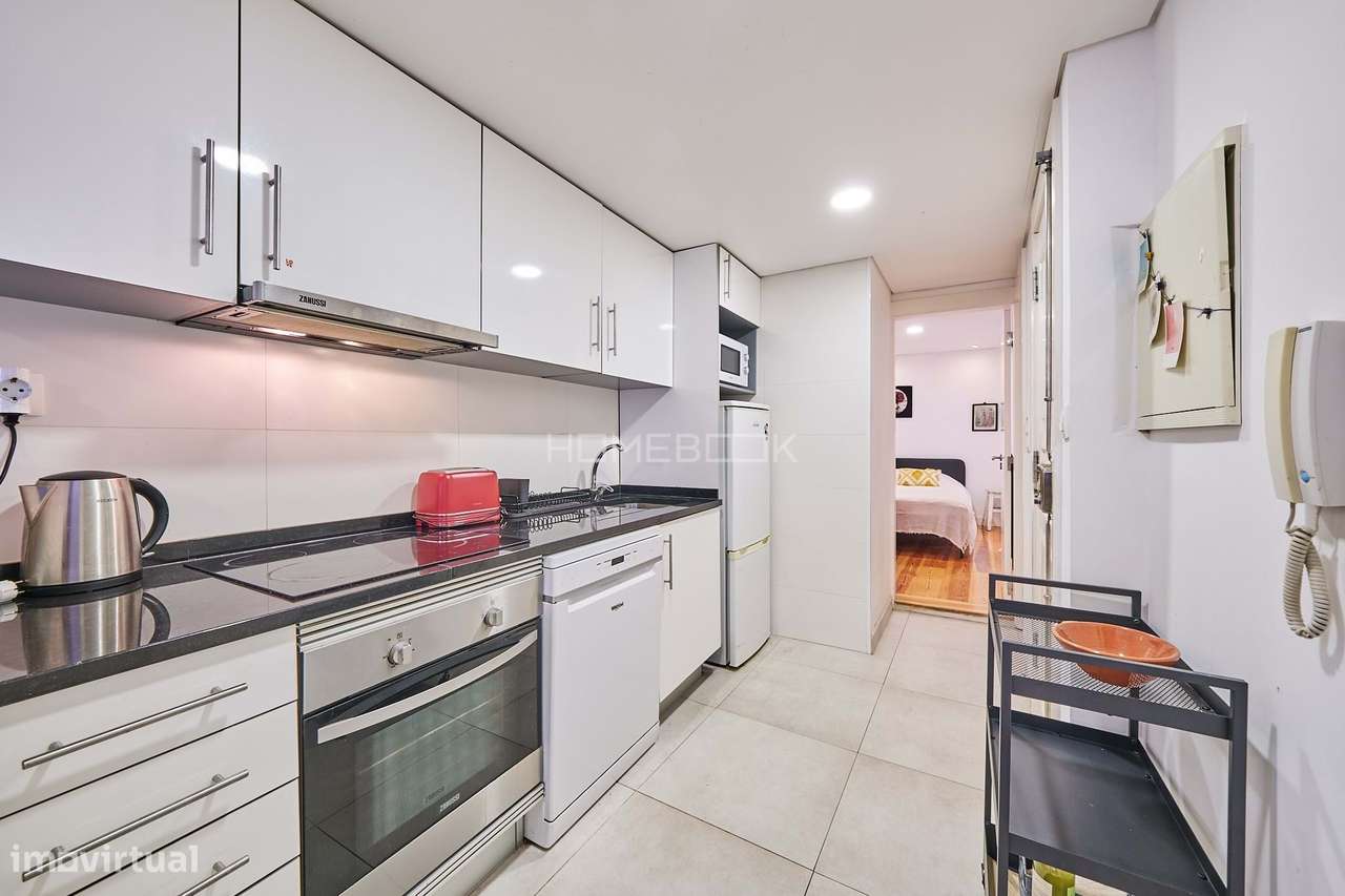Apartamento T2 Duplex na Madragoa em Lisboa - Grande imagem: 4/27