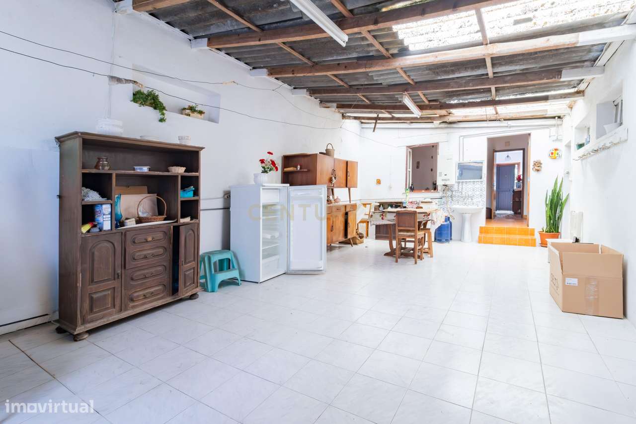 Moradia T3 Térrea Marinha Grande-18