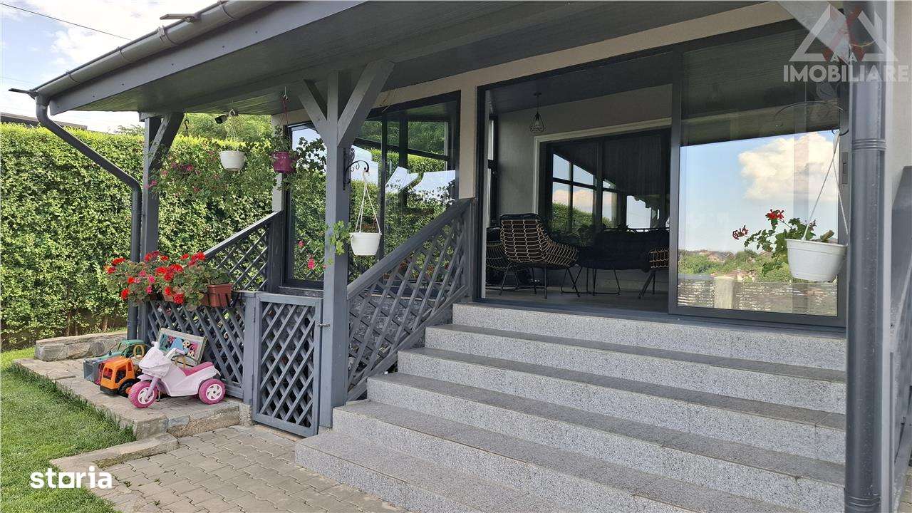 Casa Valea Adanca,Teren 500 mp,Beci, Panouri Fotovoltaice,Incalzire in - Imagine principală: 5/18