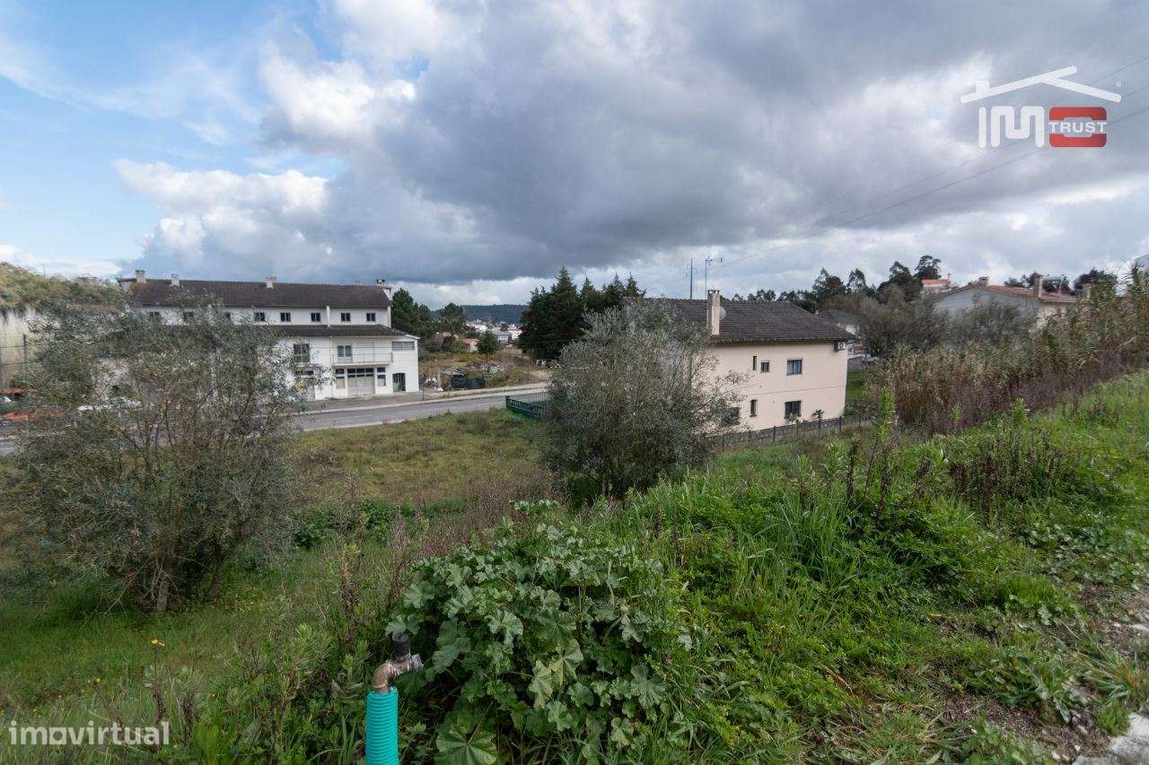 Terreno Urbano em zona privilegiada de Ourém, - Grande imagem: 5/14
