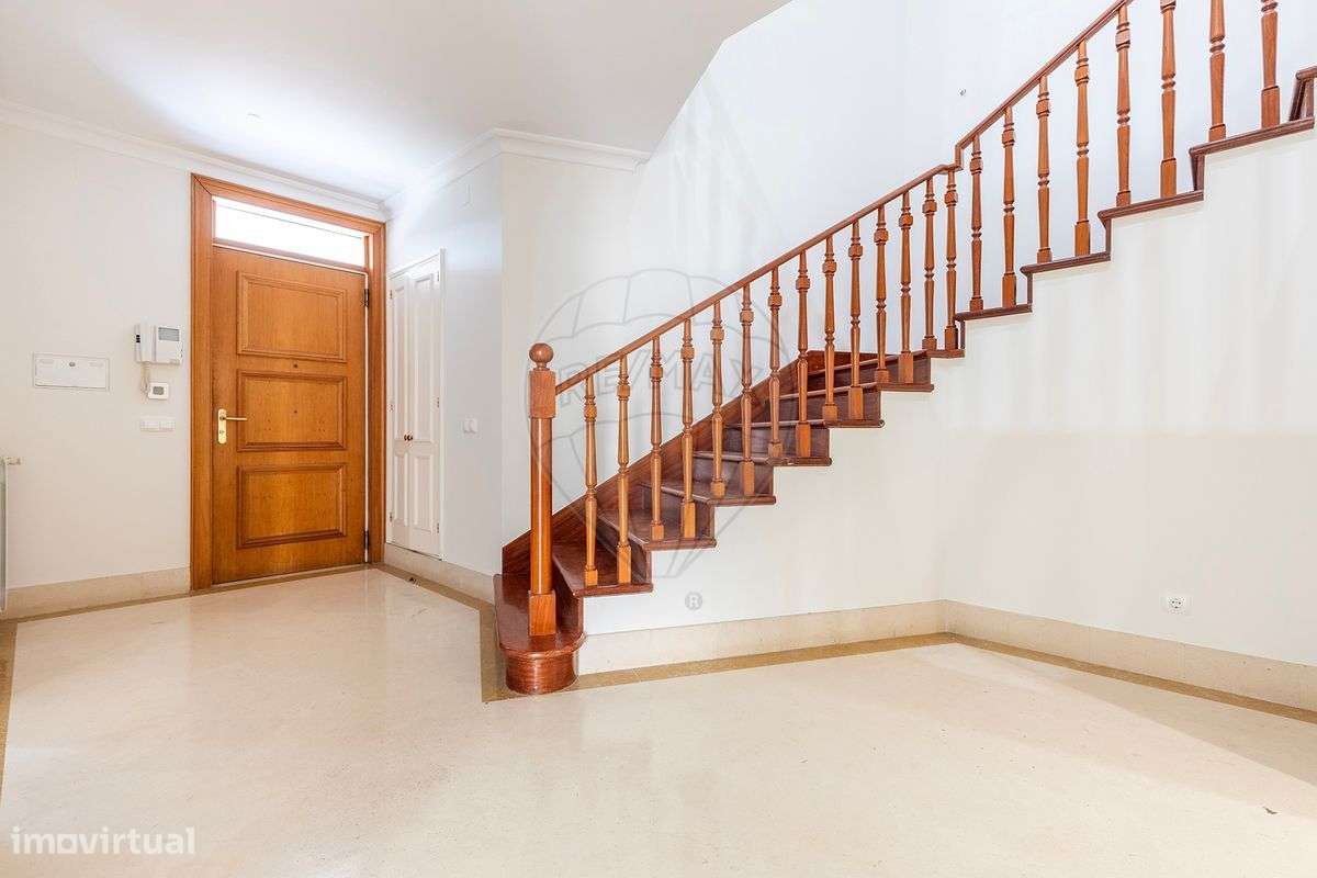 Moradia T5 para arrendamento - Grande imagem: 5/50