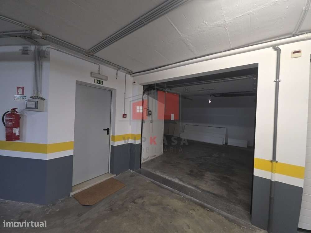 Apartamento T3+1 em Mafra-23