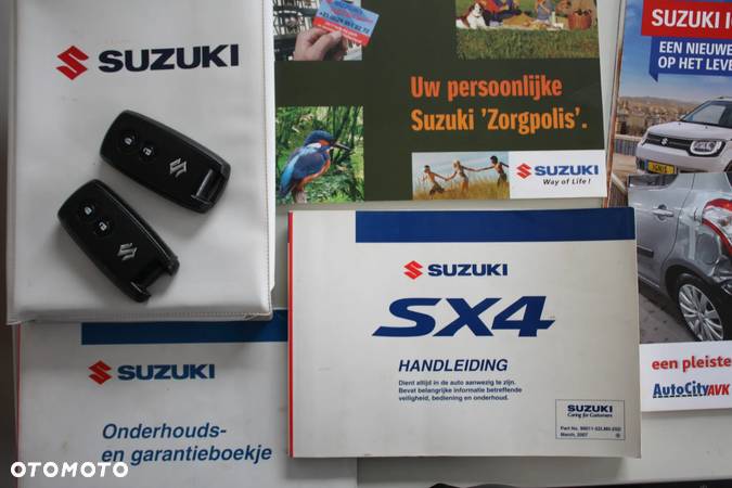 Suzuki SX4 1.6 GLX / Comfort - 36