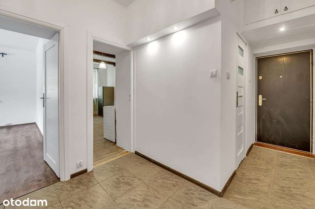 Doskonała lokalizacja np. pod wynajem-5