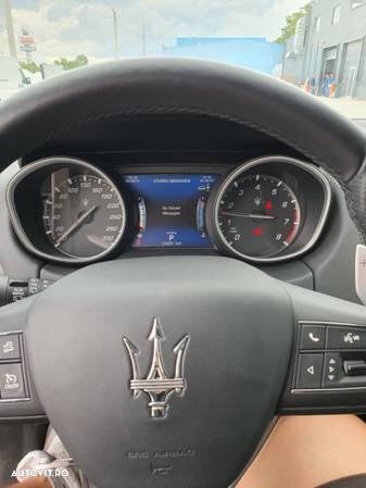 Maserati Levante - 10