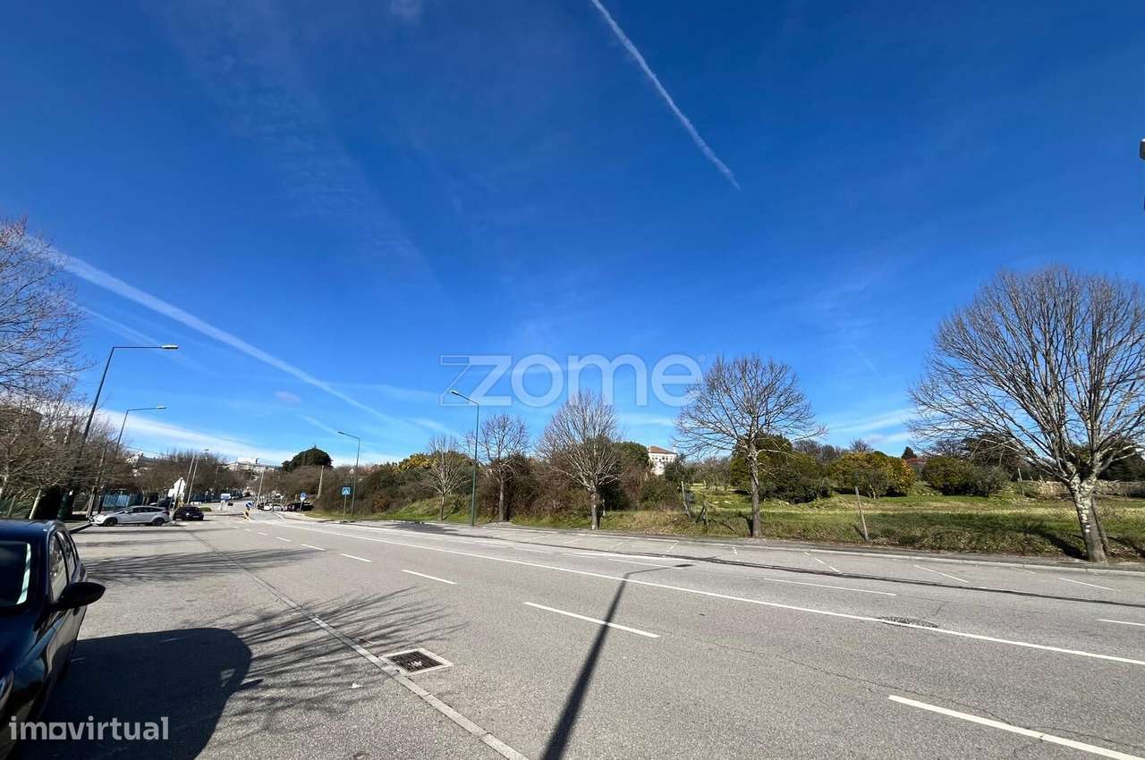 Terreno Urbanizável Premium - Região Central de Viseu - 32.000 m2-12