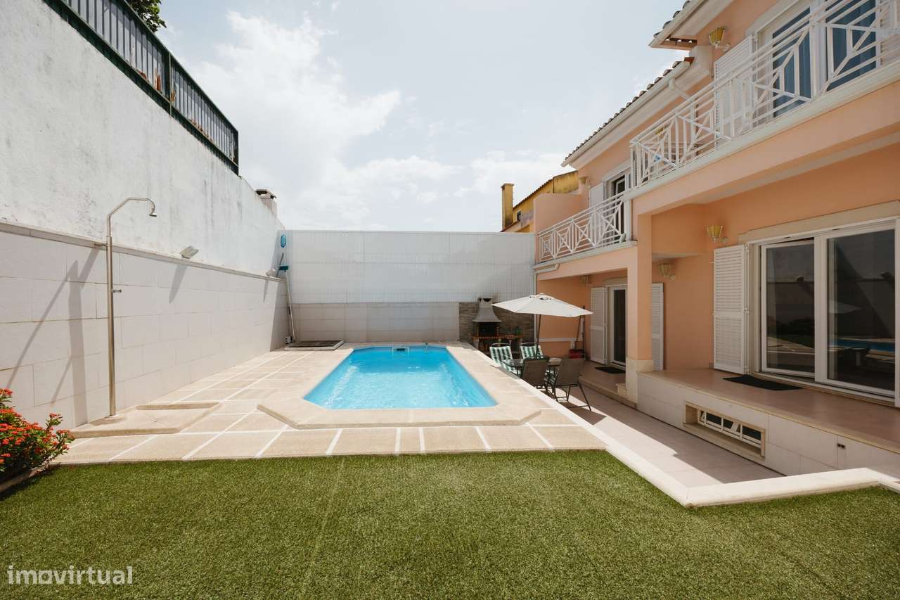 Moradia familiar T3 , com piscina em são domingos de Rana. - Grande imagem: 4/31