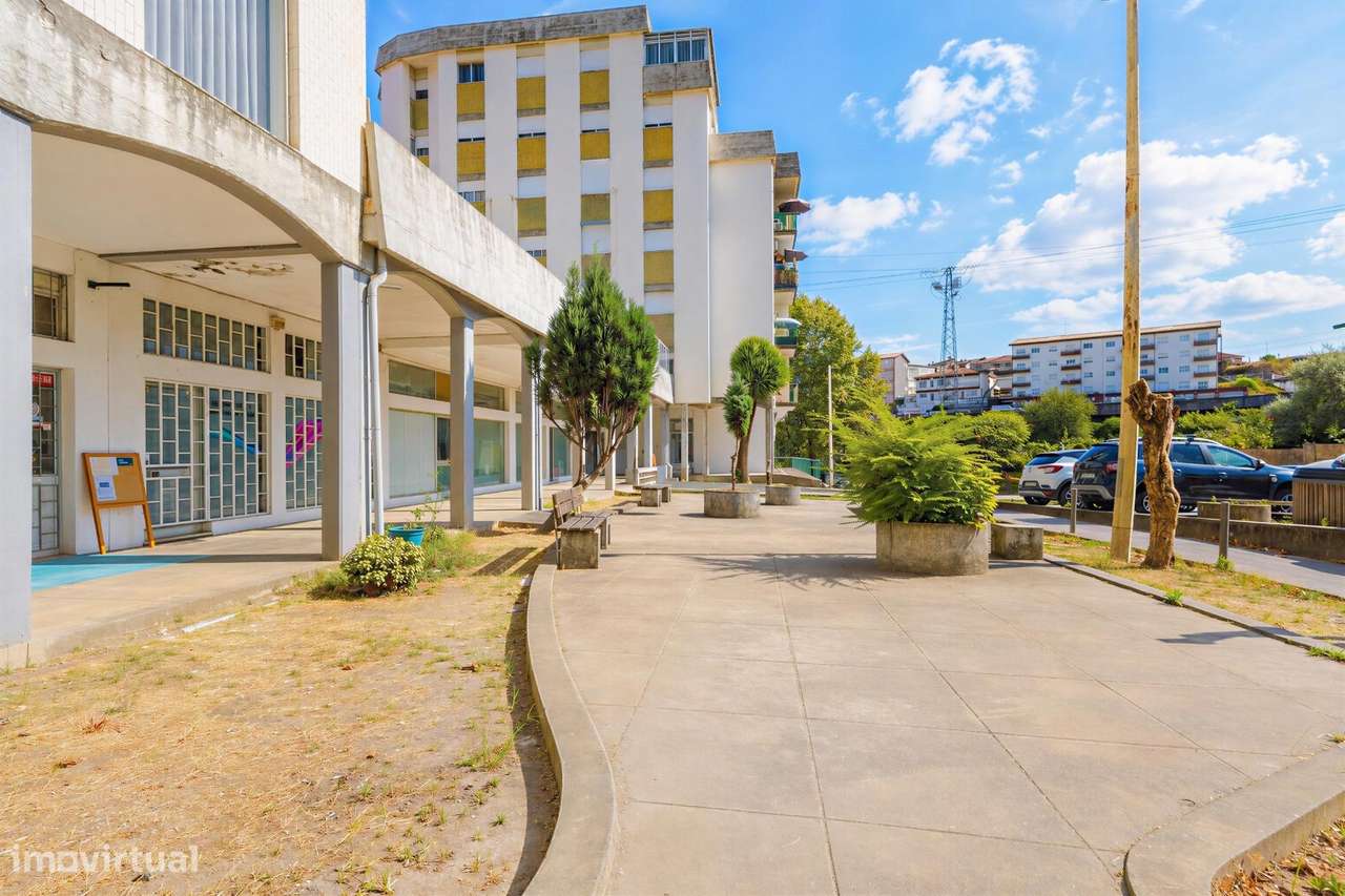 Apartamento T1 Totalmente Renovado – Conforto e Modernidade-23