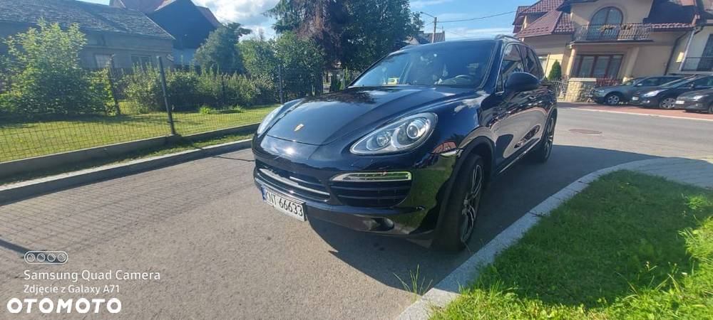 Porsche Cayenne - 2