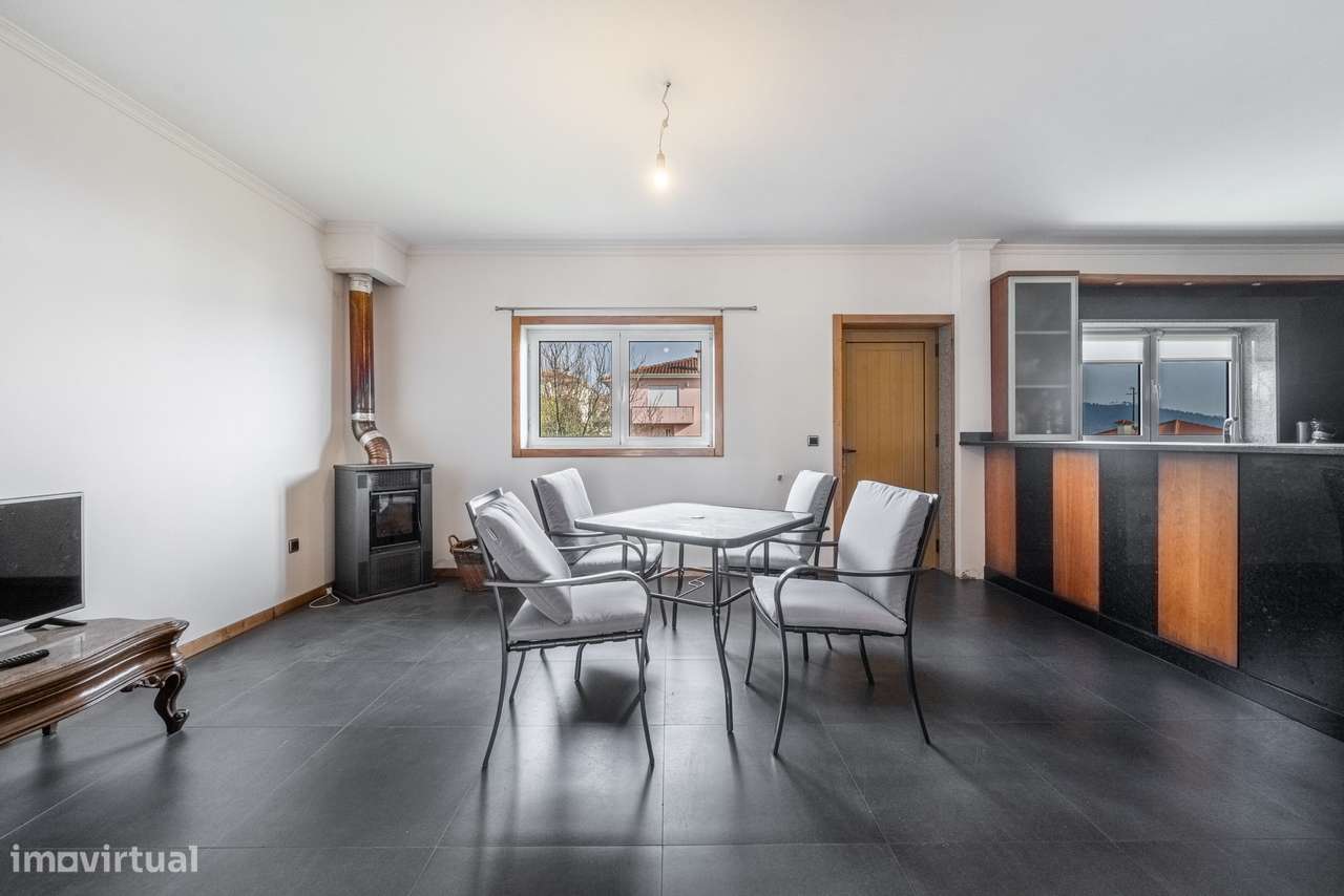 Moradia Individual V4 Nogueira Mancelos Amarante-6