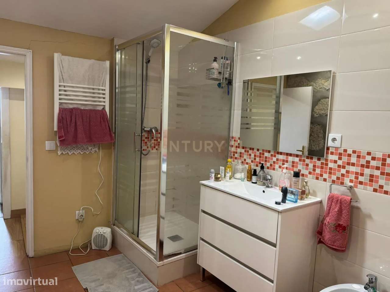 Prédio de Charme na Praça da República – Centro do Porto-19