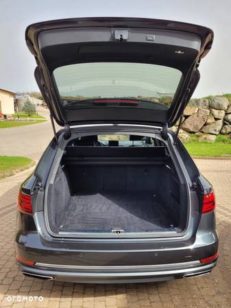 Audi A4 Avant 30 TDI S tronic design - 11