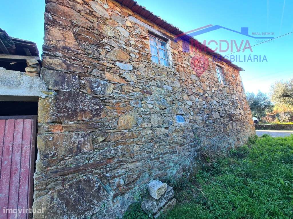 Casa de pedra T2 em Pedrogão Grande - Grande imagem: 2/16