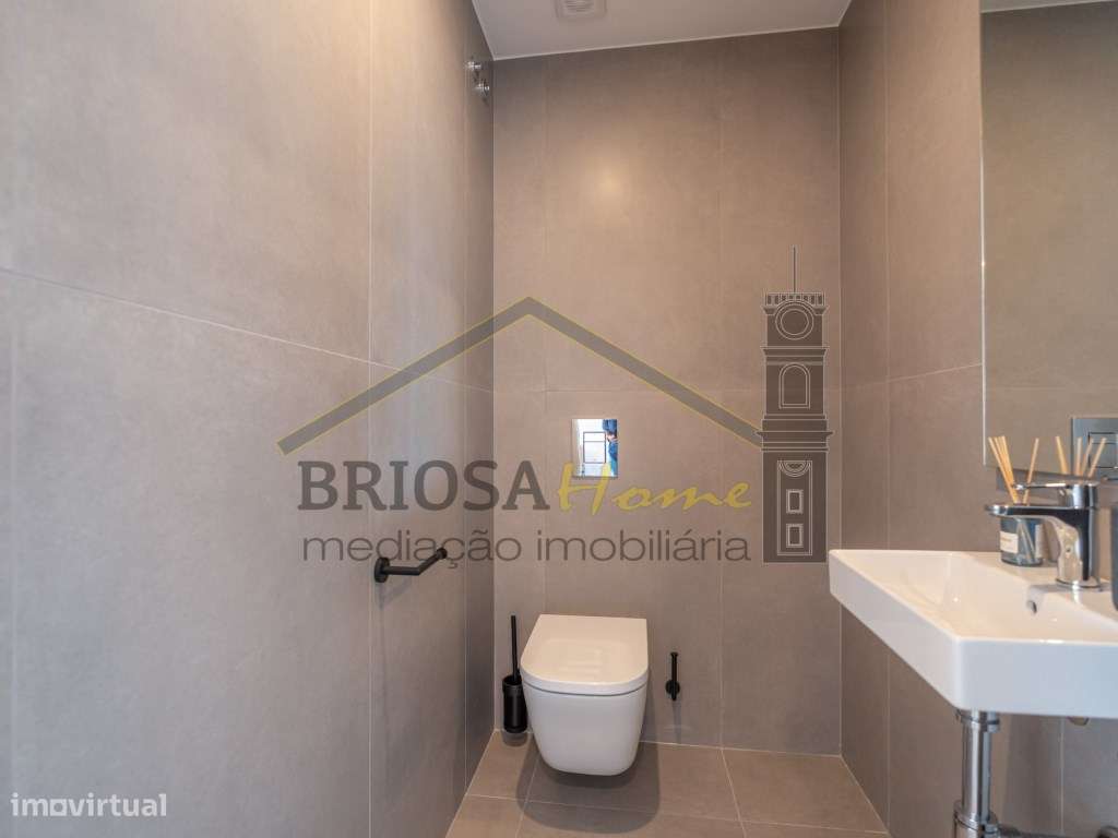 Apartamento T4, com vista mar, na Figueira da Foz-18
