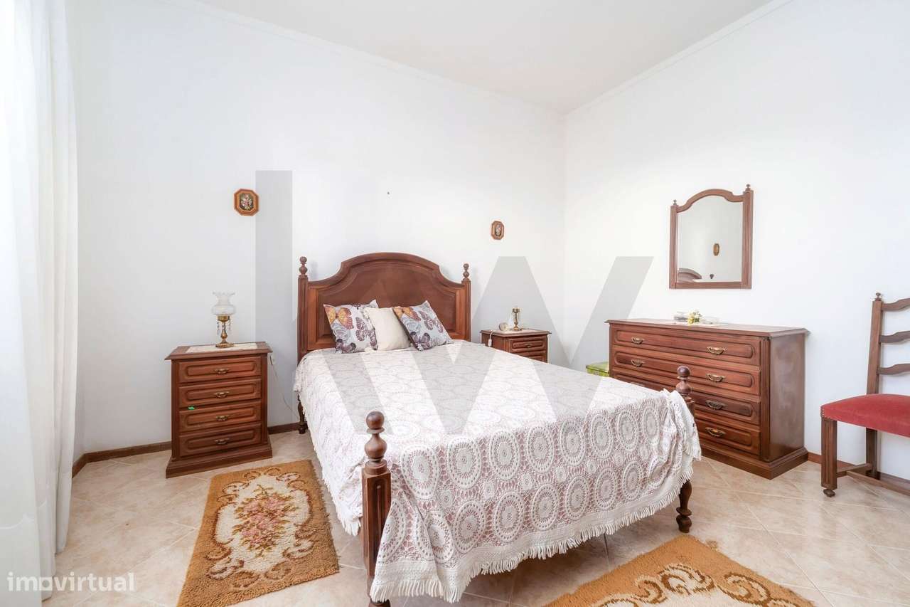 Moradia T4 com Terreno de 8480m2 em Bela Salema-15