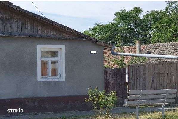 Cota de 1/2 din casa si teren Loc. Beba Veche jud. Timis,-2