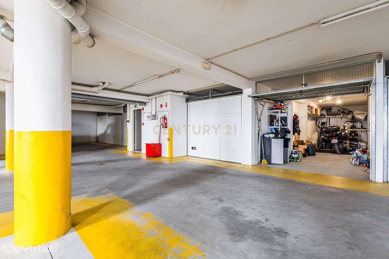 T3 com excelente exposição solar em Telheiro – Leiria-17