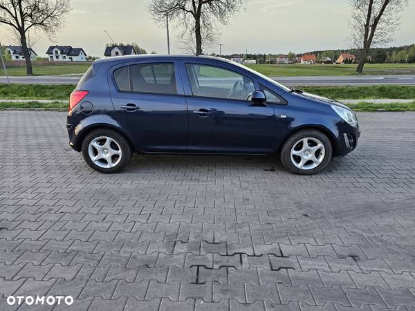 Opel Corsa 1.4 16V Selection - 13