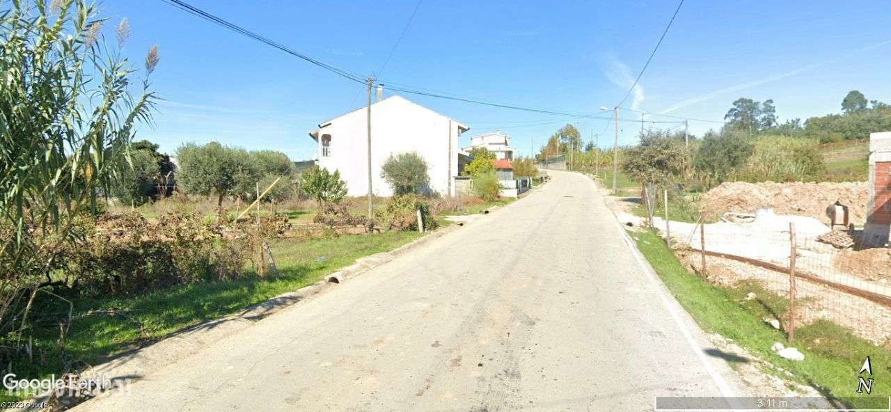 Terreno com 740 m2 na Malveira, S. Martinho de Árvore, Coimbra - Grande imagem: 3/4