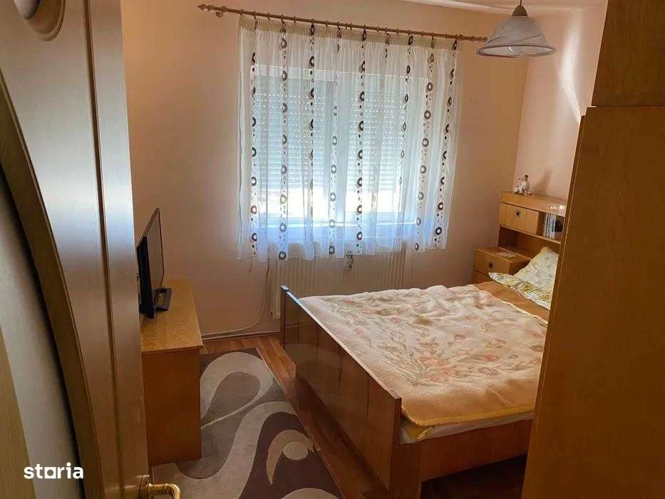 Apartament 3 camere, 68 mp, etaj 4+pod, garaj sub bloc, zona STADION - Imagine principală: 4/6