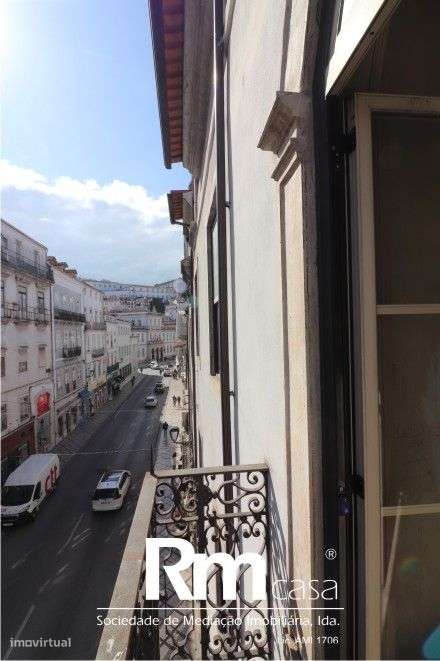 Magnifico prédio devoluto na Rua da Sofia, Largo do Terreiro da Erva-31