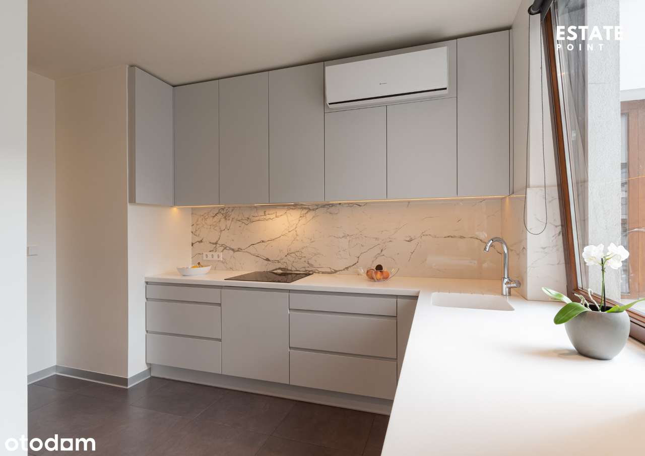 Eleganckie mieszkanie z garderobą i dwiema łazienkami-2