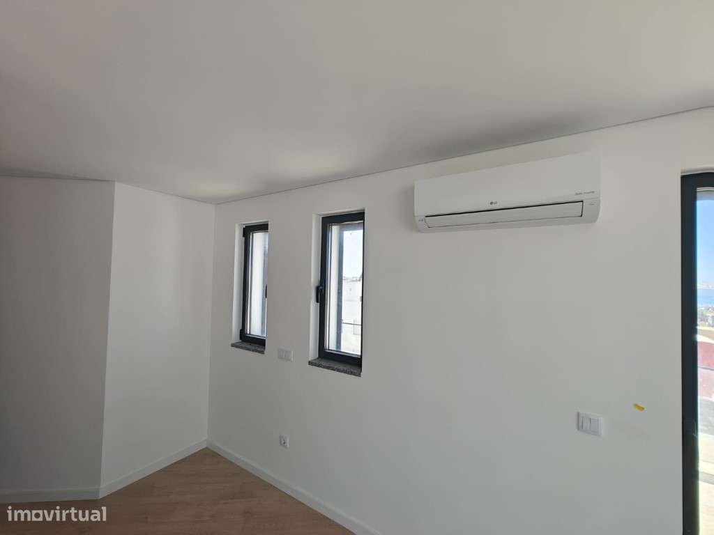 Penthouse T3 de Luxo com Vista Mar junto à praia do Baleal-16