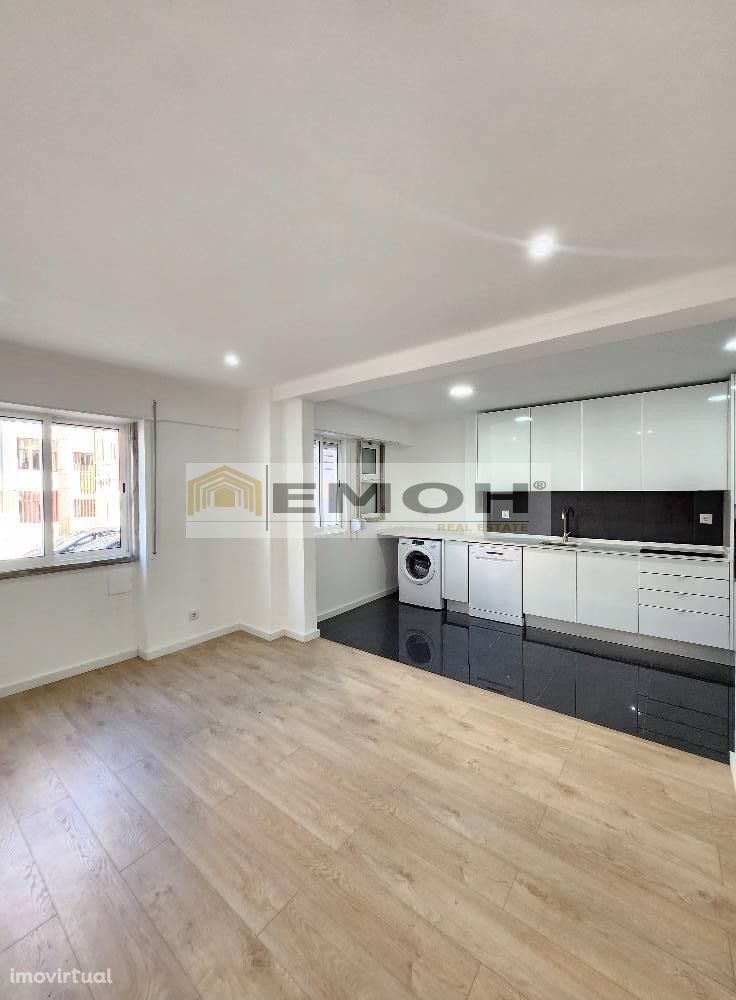 Apartamento T2 à venda Buraca