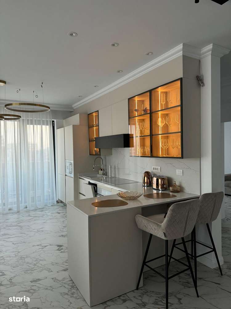 Apartament 4 camere lux Mamaia cu vedere la mare-18