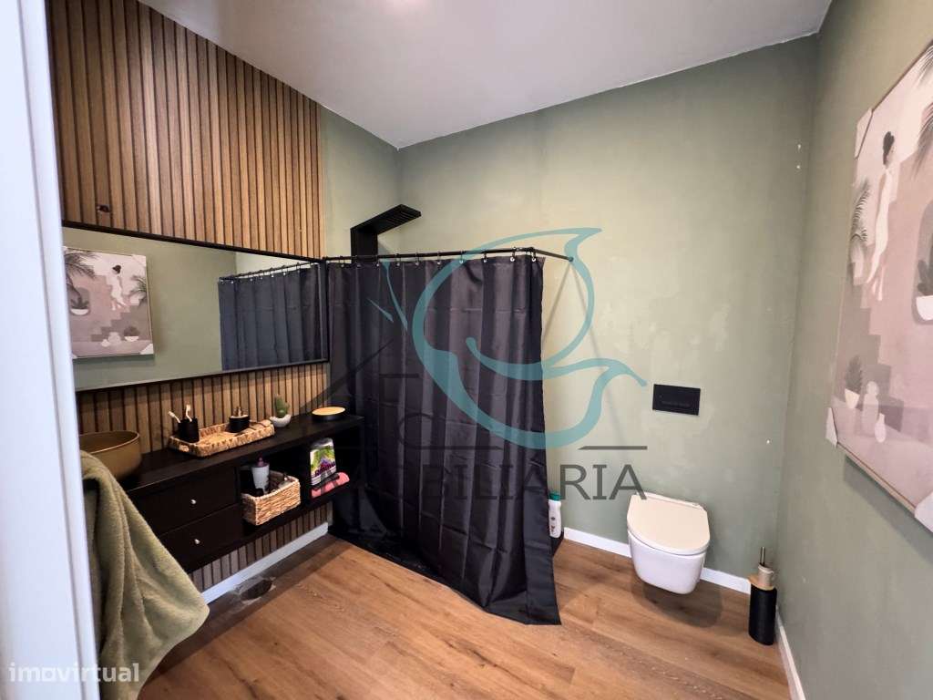 Moradia contemporânea T3 com piscina e vista sobre Almada e Ponte 2...-6