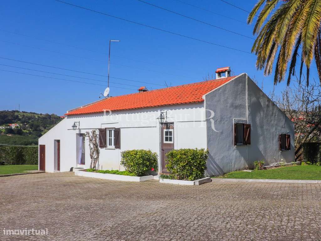 Quintinha com várias habitações em Vila Franca de Xira-54