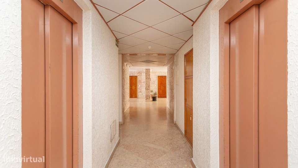 Apartamento T1 com garagem  Madorna - São Domingos de Rana - Grande imagem: 2/27