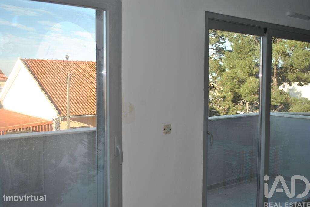 Apartamento T2 em Quinta do Conde de 72,00 m2 - Grande imagem: 5/18