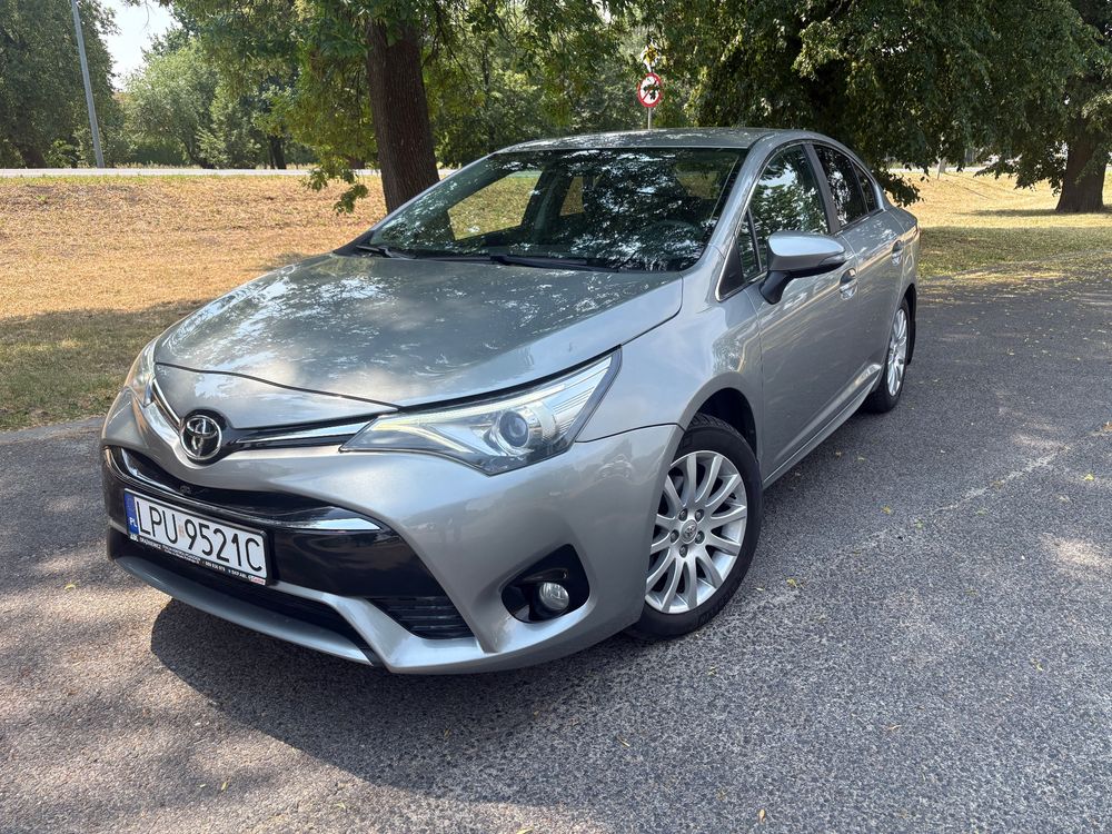 Toyota Avensis III (2009-) 1.8 Premium EU5 2015