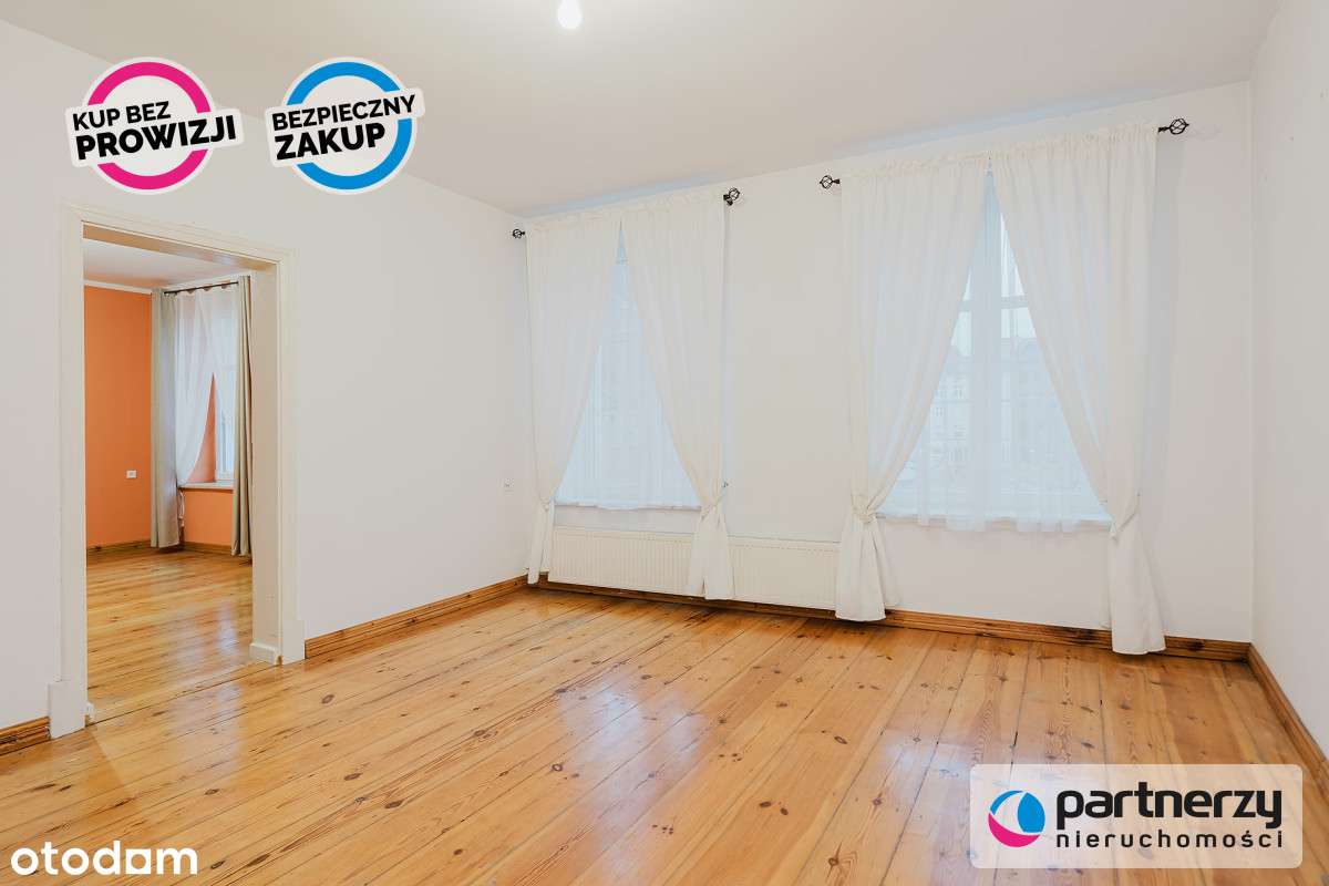 Unikatowe mieszkanie w sercu Starego Miasta-12