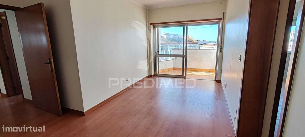 ✨ Apartamento T2 com Varanda em Queluz – Excelente Oportunidade ✨ - Grande imagem: 5/21