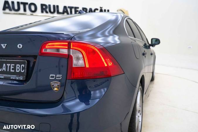 Volvo S60 D5 Geartronic RDesign - 13