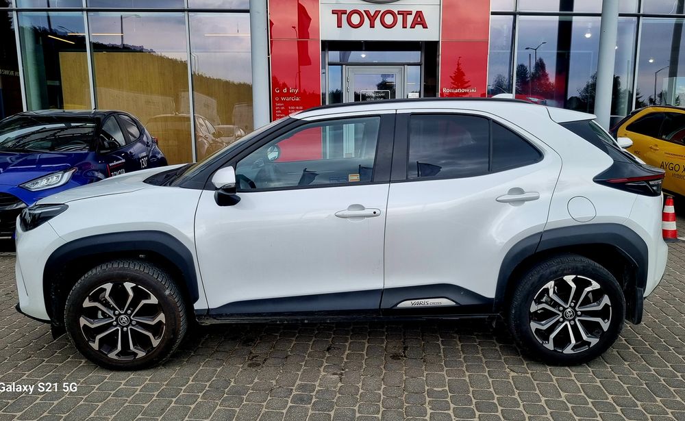 Toyota Yaris Cross Hybrid 1.5 Style 2025