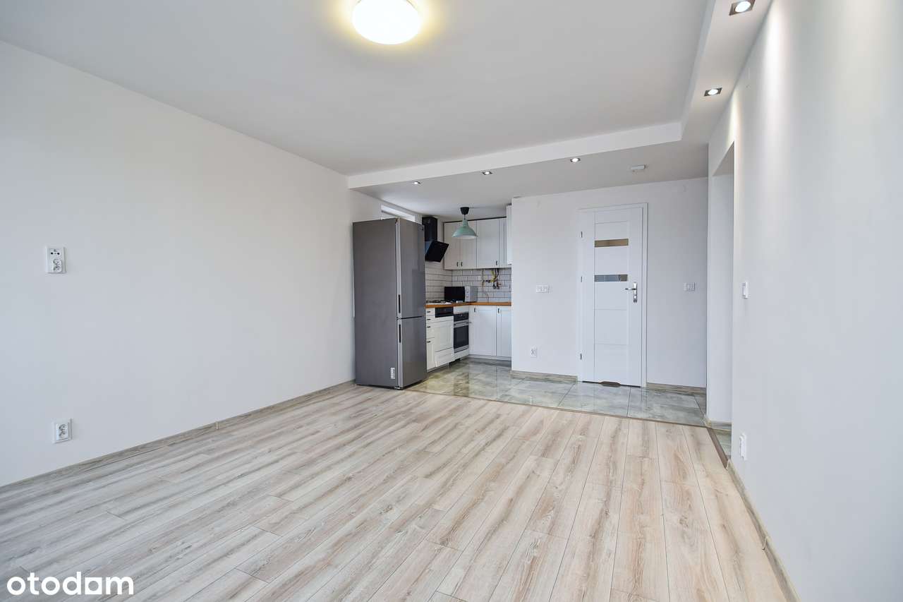 3 pokoje po remoncie | Balkon | Blisko PKP | Gotowe do wprowadzenia-0