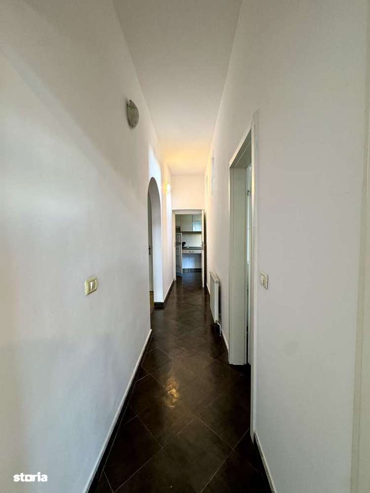 Vand apartament 3 camere, ultracentral, Piata Mica-12