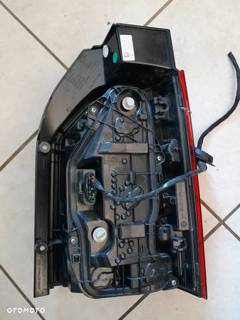 Lampa lewa tył VW T6 7LA945095J - 2