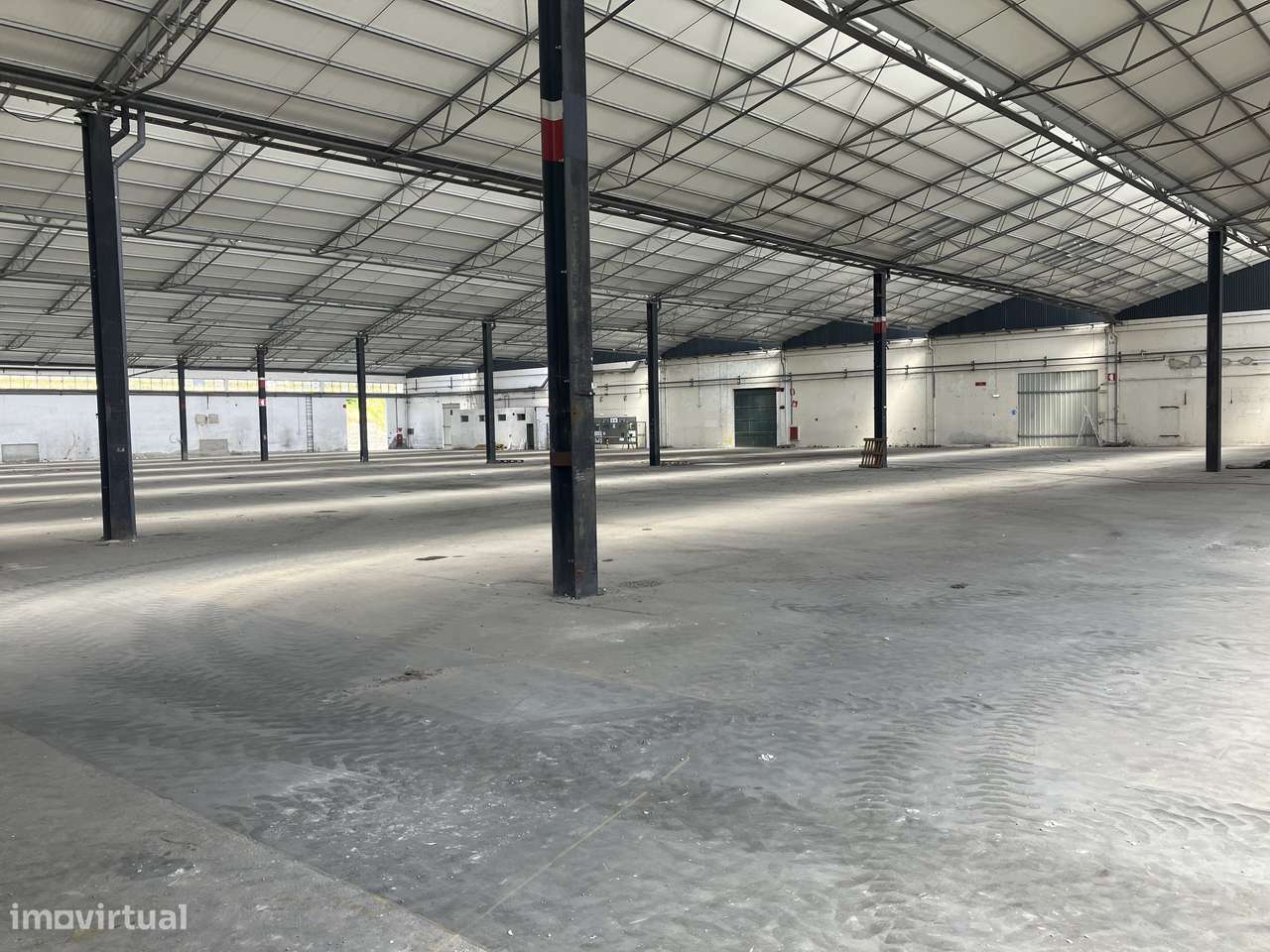 Armazém amplo - Grande imagem: 2/4