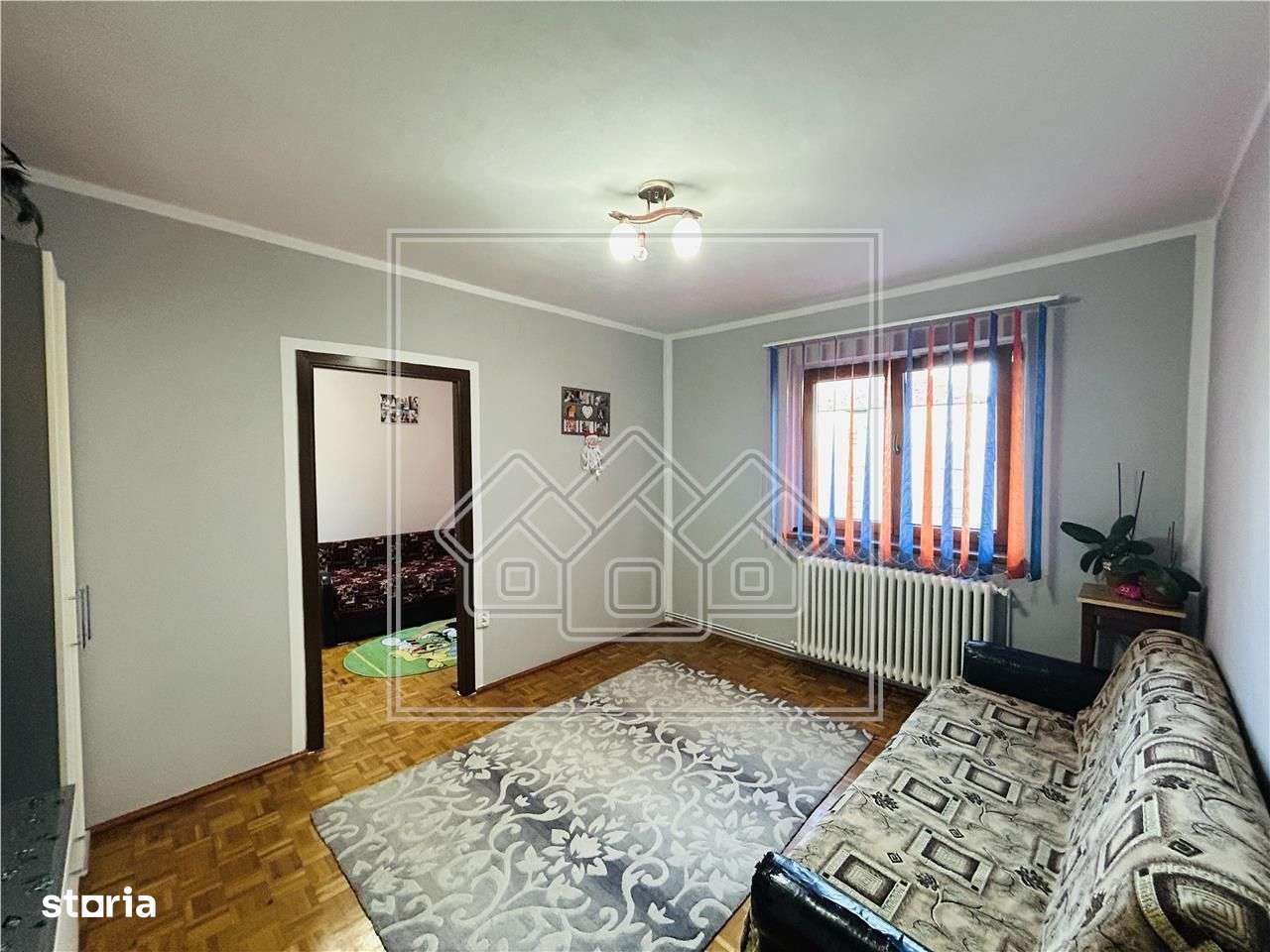 Ap renovat, 2 camere, la cheie, pret negociabil, zona Cedonia-1