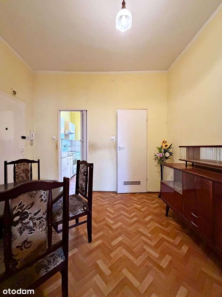 Duża Kawalerka (Możliwe 2 Pok.) w Ścisłym Centrum-4